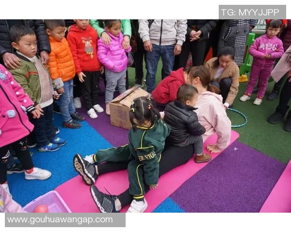 终场哨声后的情感交响曲：喜悦与失落交织的瞬间与无声的思考